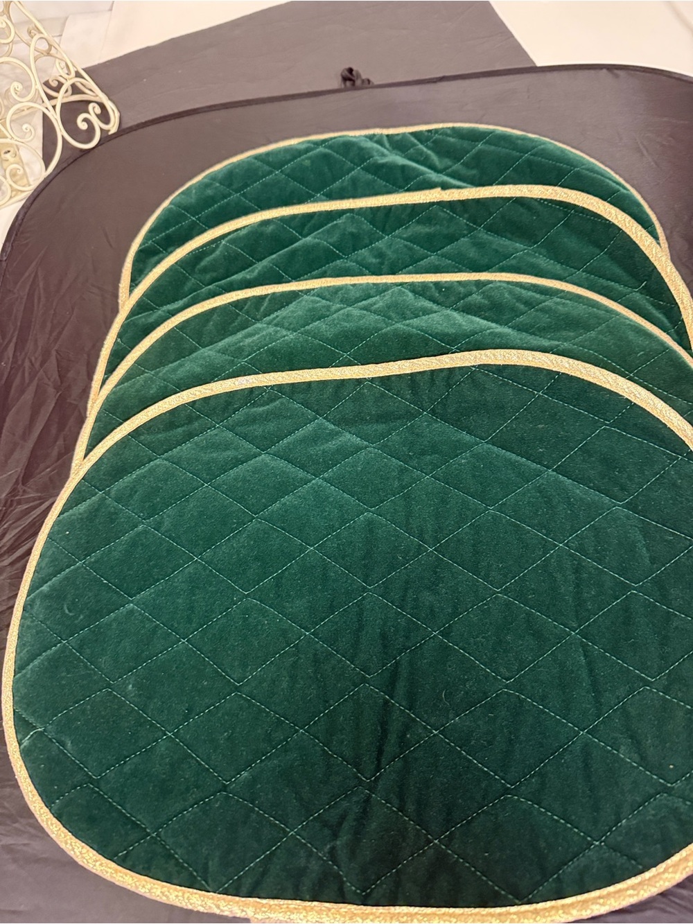 Emerald Quilted Velvet Placemat Set with Gold Edge